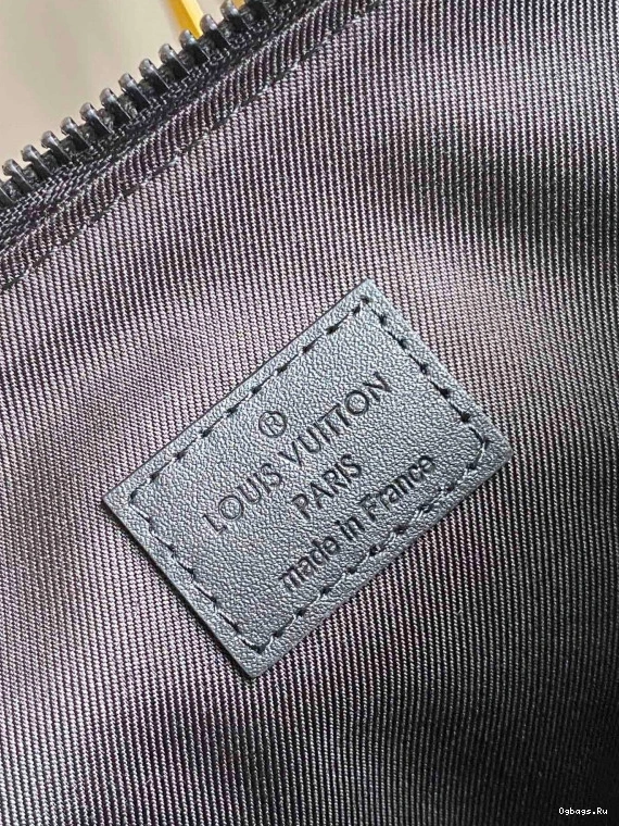 POUCH IPAD LOUIS VUITTON 0122